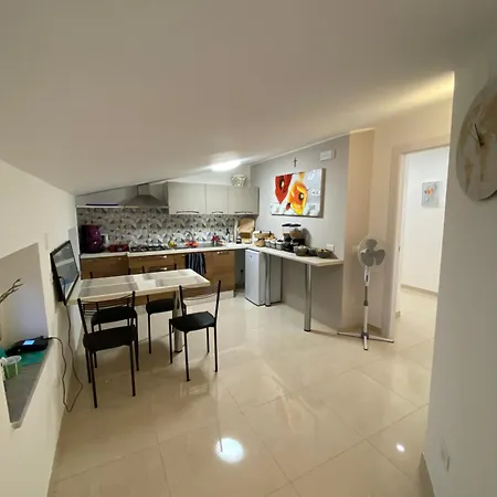 Vista Al Tramonto B&B 3*