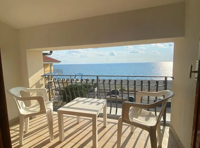 Alojamento de Acomodação e Pequeno-almoço Vista Al Tramonto Falerna